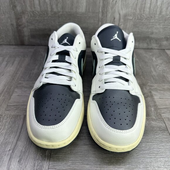 Jordan 1 Low Men's size 10.5/Women size 12 Jade Smoke Black Green Casual Shoes D - Picture 4 of 8
